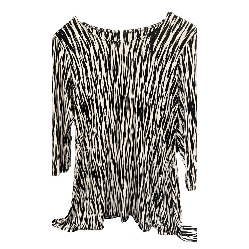 intro. Women's Black & White Animal Print Knit Top 3/4 Sleeve Scoop Neck S